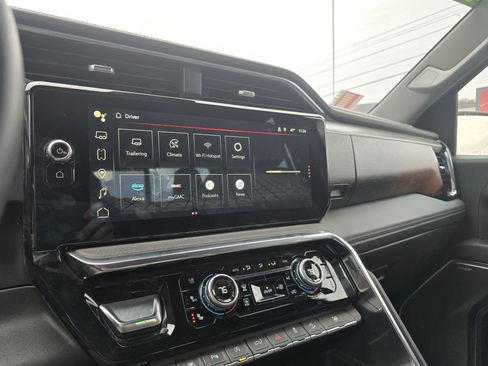 Used 2024 GMC Sierra 1500 Denali w/ Technology Package image 22