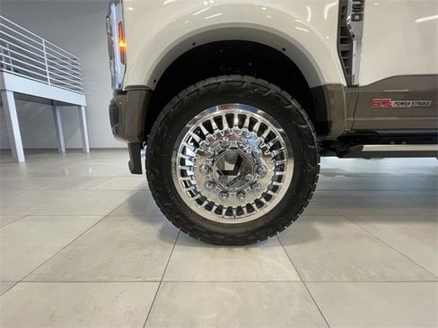 New 2026 Ford F450 King Ranch w/ FX4 Off-Road Package image 16
