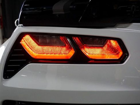 Used 2019 Chevrolet Corvette Z06 image 86