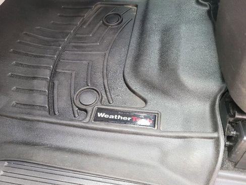 Used 2015 GMC Sierra 2500 SLE AWD/4WD image 24