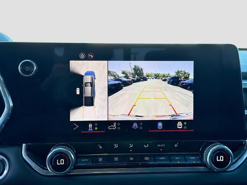 Used 2025 GMC Canyon Elevation w/ Convenience Package image 30