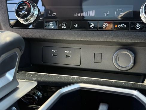 New 2026 Mitsubishi Outlander SE FWD image 27
