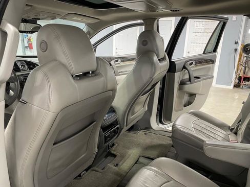 Used 2014 Buick Enclave Premium image 14