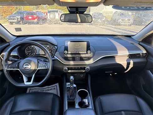 Used 2023 Nissan Altima 2.5 SR image 18