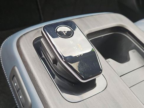 Certified 2024 Nissan Ariya AWD image 25