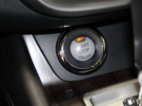 Used 2024 Nissan Murano Platinum image 44