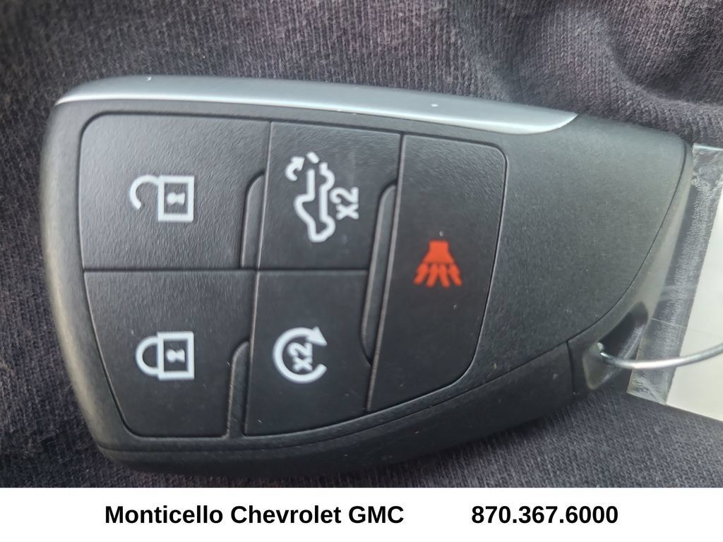 Used 2024 Chevrolet Silverado 1500 Custom AWD/4WD image 29
