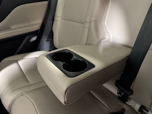 New 2026 Lincoln Corsair Premiere image 53