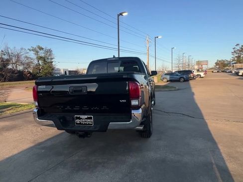Used 2019 Toyota Tacoma SR5 image 6