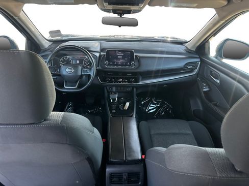 Used 2025 Nissan Rogue SV FWD image 10