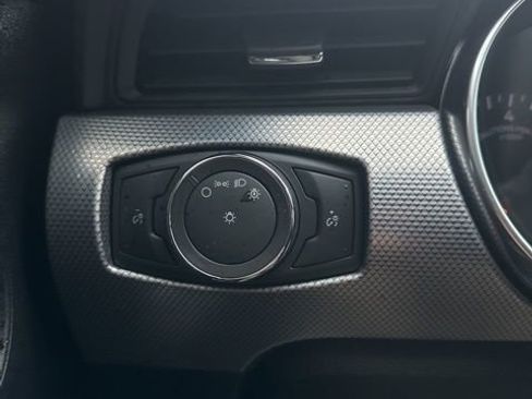 Used 2018 Ford Mustang Coupe w/ Equipment Group 101A image 19