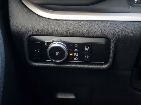 Certified 2023 Ford Explorer XLT w/ Equipment Group 202A image 15