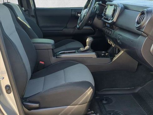 Used 2021 Toyota Tacoma TRD Sport image 20