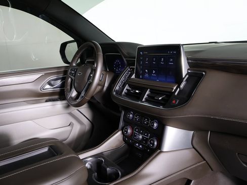 Used 2023 Chevrolet Tahoe Z71 w/ Z71 Off-Road Package image 29