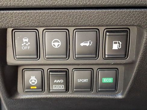 Used 2019 Nissan Rogue SV w/ Premium Package AWD/4WD image 22