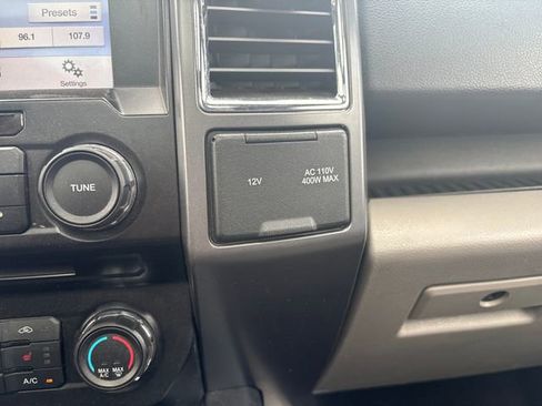 Used 2016 Ford F150 XLT w/ Equipment Group 302A Luxury AWD/4WD image 32