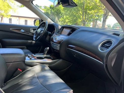 Used 2017 INFINITI QX60 Luxe w/ Deluxe Technology Package AWD/4WD image 22