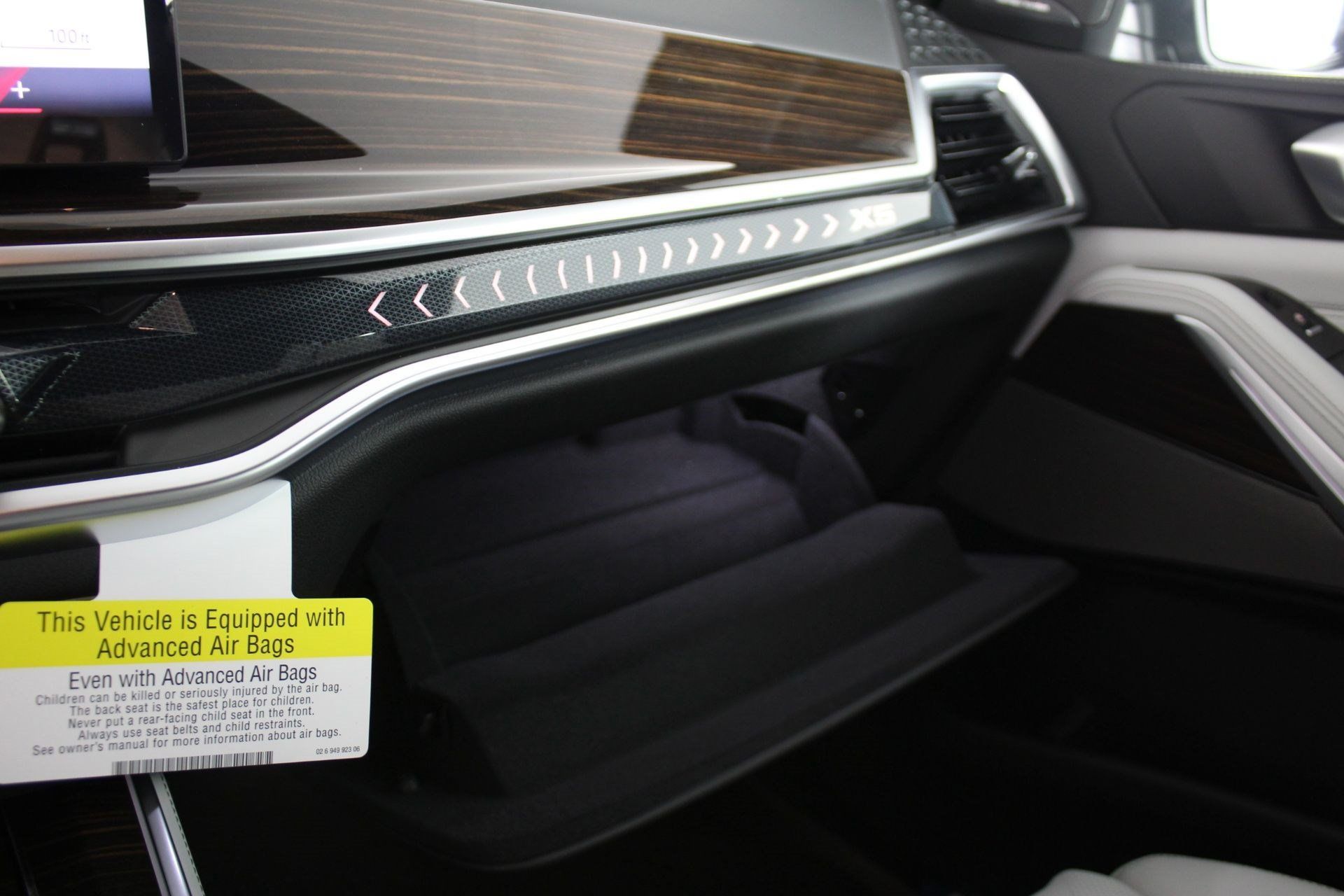 Used 2026 BMW X5 sDrive40i w/ Climate Comfort Package RWD image 27