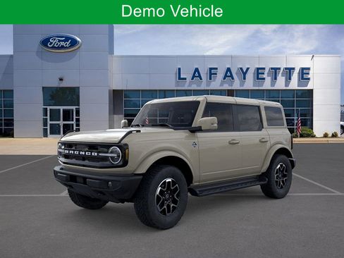 New 2025 Ford Bronco Outer Banks image 1