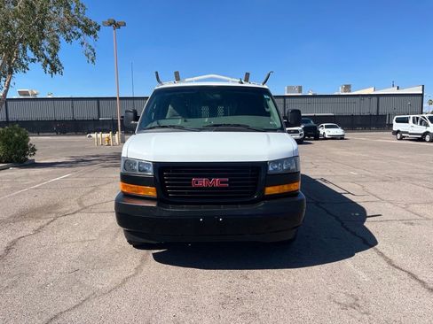 Used 2021 GMC Savana 3500 Extended image 3