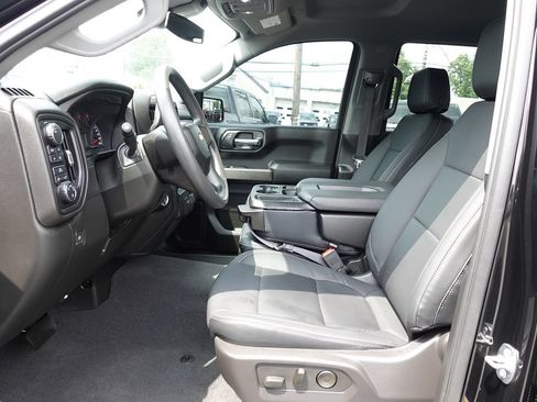 Used 2024 Chevrolet Silverado 1500 Custom w/ LPO, Dark Essentials Package AWD/4WD image 17