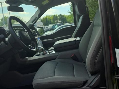 Used 2024 Ford F150 Lightning XLT AWD/4WD image 6