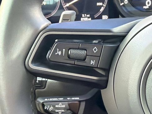 Used 2022 Porsche 911 Carrera image 38