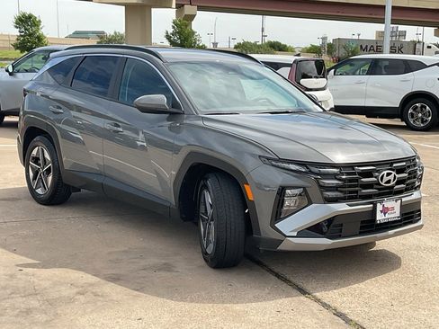 Used 2025 Hyundai Tucson SEL image 4