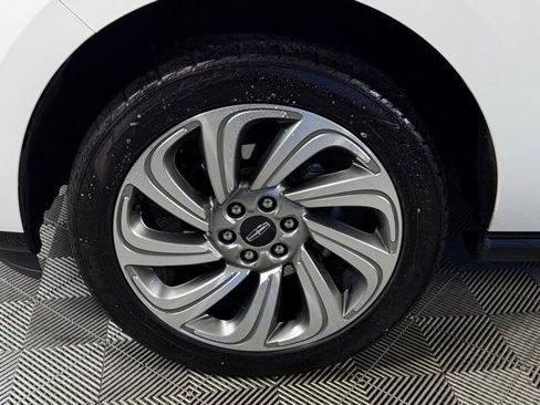 Used 2023 Lincoln Navigator Reserve image 11