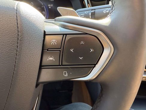 Used 2025 Lexus RZ 450e Premium w/ Technology Package image 22