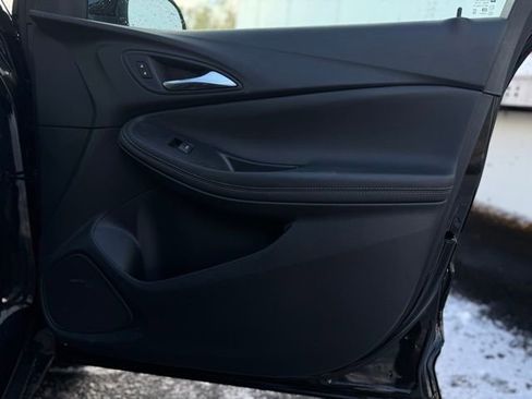 Used 2023 Buick Encore GX Essence w/ Experience Buick Package image 13