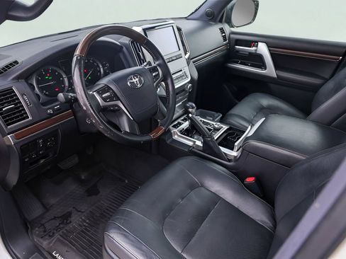 Used 2020 Toyota Land Cruiser Heritage Edition AWD/4WD image 13