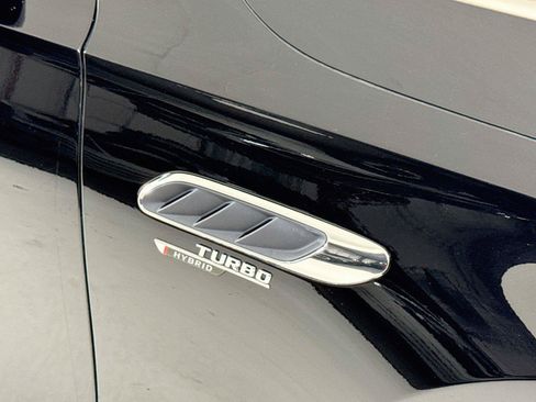 Used 2025 Mercedes-Benz E 53 AMG e 4MATIC Sedan image 38
