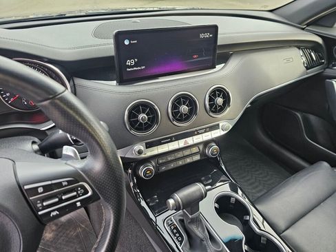 Used 2022 Kia Stinger GT-Line image 28