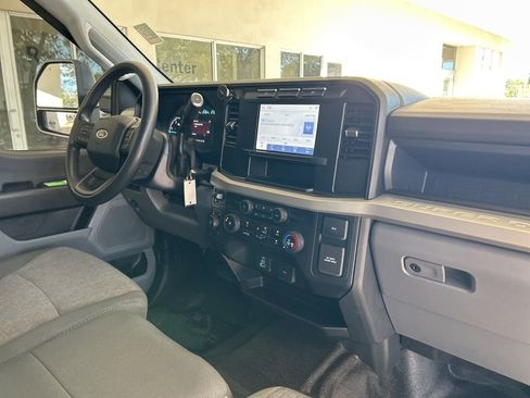 Used 2024 Ford F350 XL w/ Snow Plow Prep Package image 22