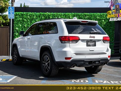 Used 2017 Jeep Grand Cherokee Trailhawk w/ Trailhawk Luxury Group AWD/4WD image 7