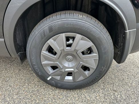 New 2026 Nissan Kicks S image 17