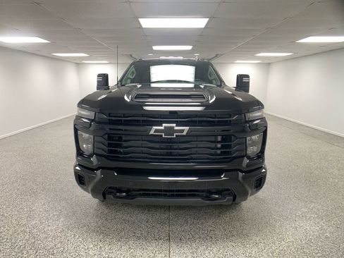 New 2026 Chevrolet Silverado 2500 Custom w/ Custom Value Package AWD/4WD image 3