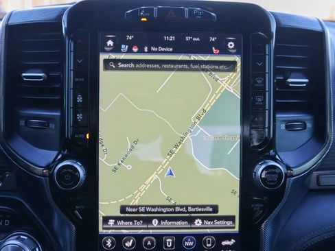 Used 2019 RAM 1500 Limited image 32