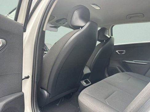 New 2026 Kia K4 FWD image 15