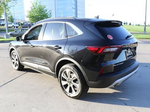 Used 2023 Ford Escape Platinum AWD/4WD image 4