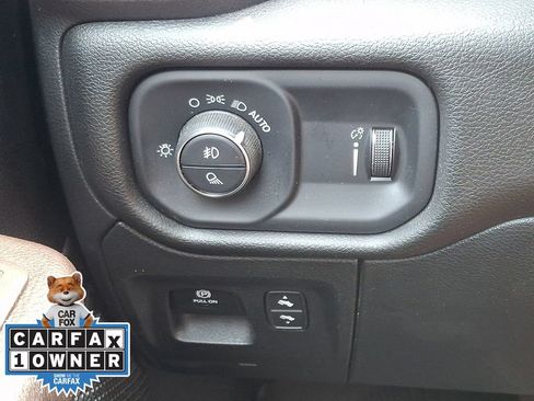 Used 2024 RAM 1500 Big Horn AWD/4WD image 24