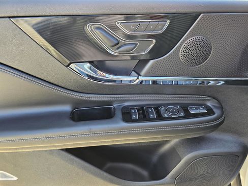 New 2026 Lincoln Corsair Premiere image 11