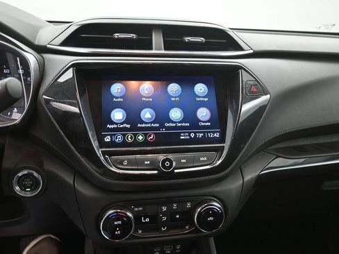 Used 2023 Chevrolet TrailBlazer LT w/ Convenience Package image 4