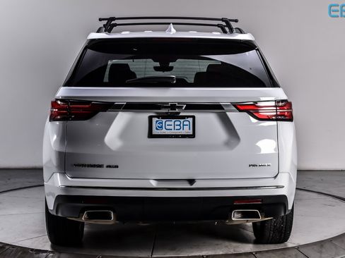 Used 2023 Chevrolet Traverse Premier image 5