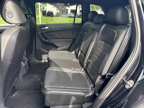 Certified 2024 Volkswagen Tiguan SEL R-Line AWD/4WD image 26