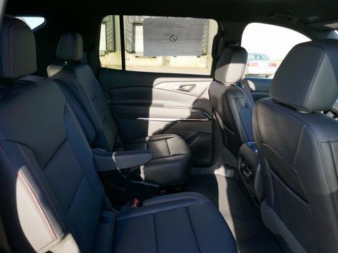 New 2026 Chevrolet Traverse Z71 image 10