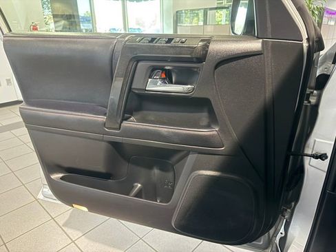 Used 2024 Toyota 4Runner TRD Off-Road Premium image 26