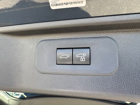 Used 2024 Toyota Grand Highlander Limited image 37