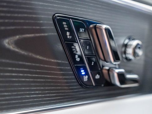 Certified 2024 Cadillac Lyriq Luxury RWD image 29